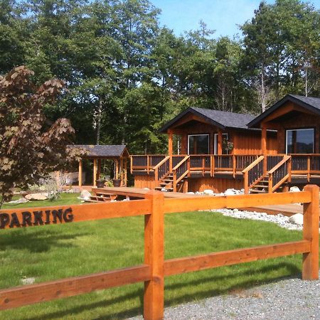 Hotel Ecoscape Cabins Port Hardy Exterior foto